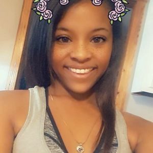 Meet your Posher, Taya